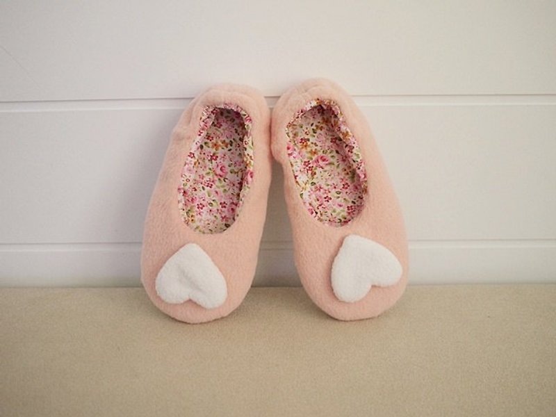 hairmo. Children love paragraph pink indoor warm slippers - รองเท้าเด็ก - วัสดุอื่นๆ สึชมพู