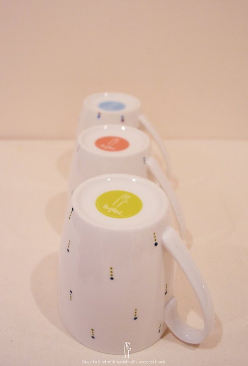 new! 彩色茶碗 手描きコーヒー/ミルクセラミックカップ (Water Jade III) - マグカップ - その他の素材 ホワイト