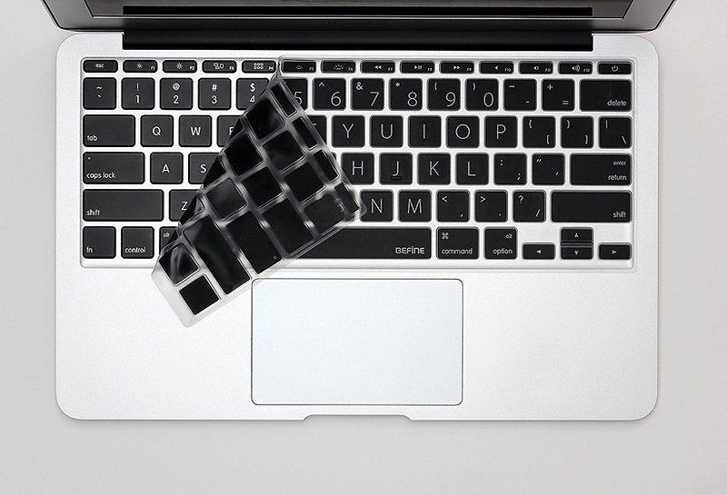 BEFINE MacBook Air 11專用鍵盤保護膜（KUSO英文Lion版）  黑底白字 (8809305221095) 此版無注音 - 平板/電腦保護殼/保護貼 - 其他材質 黑色