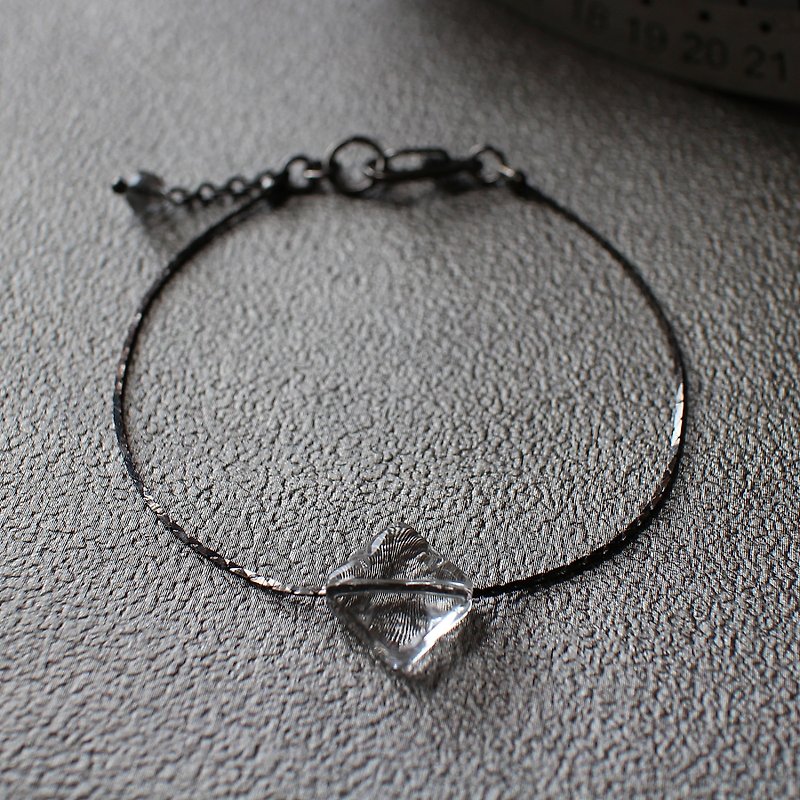EF NO.17 Black Chic Simple transparent glass color diamond bracelet - Bracelets - Other Materials Black