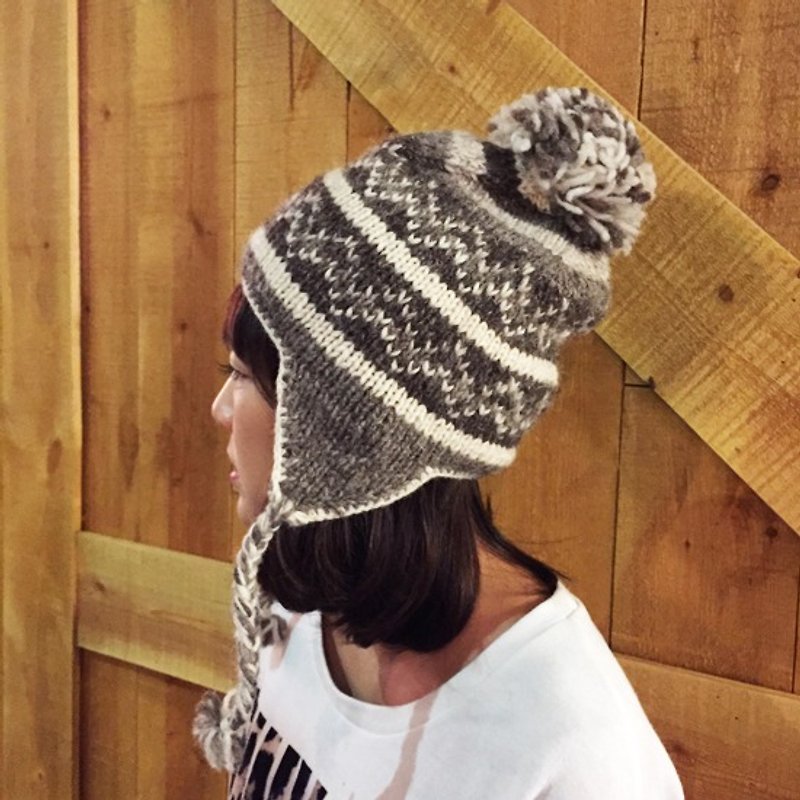 ピュアウール手編みの帽子の手作りネパール（V古典的なパターン - ライトブラウン） - 帽子 - その他の素材 グレー
