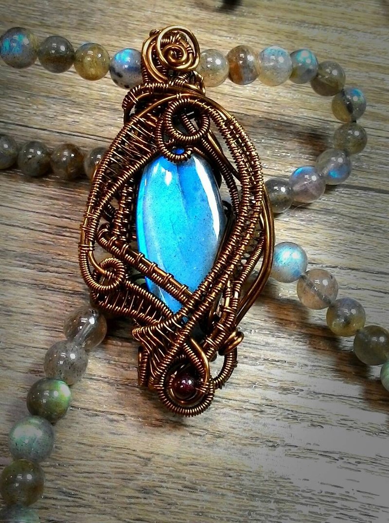 5A top labradorite design pendant wire / copper / winding / Manual / Accessories / Crystal / Natural stone - Necklaces - Gemstone Blue