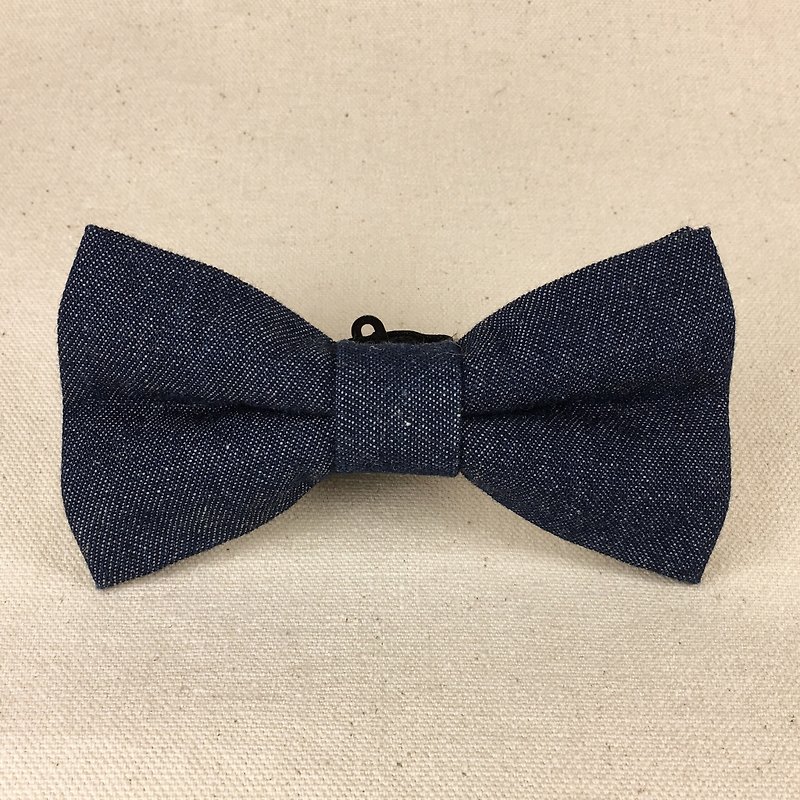 Mr. Tie Hand Made Bow Tie No. 105 - เนคไท/ที่หนีบเนคไท - ผ้าฝ้าย/ผ้าลินิน สีน้ำเงิน