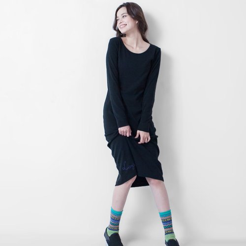 SUMI ● Loyaute embroidered long-sleeved black dresses ● 3AF160_