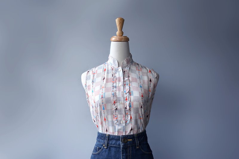 Doll diverse attitude | vintage sleeveless shirt - เสื้อเชิ้ตผู้หญิง - วัสดุอื่นๆ 