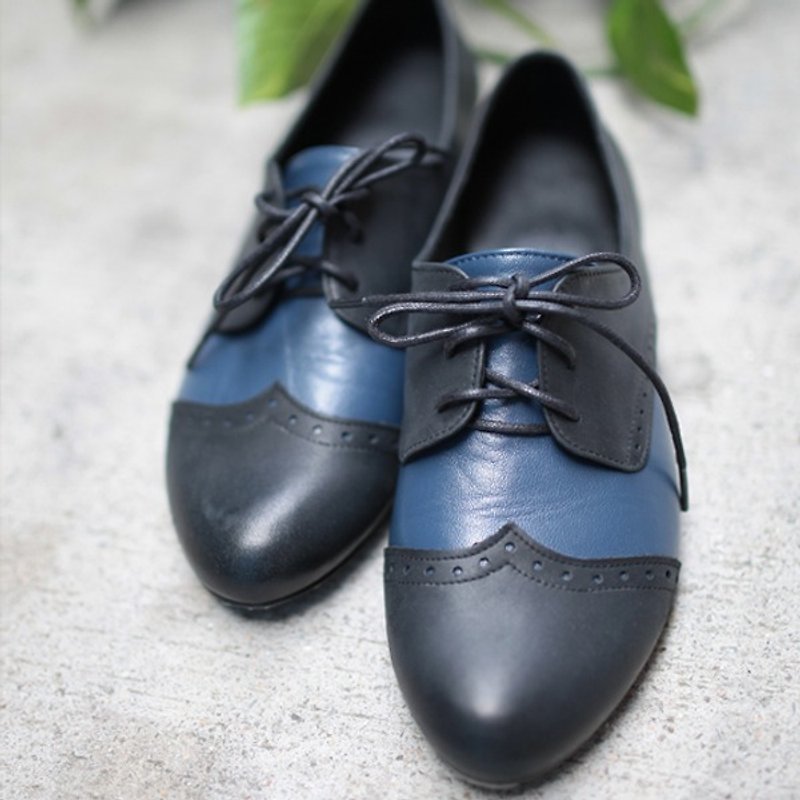 Blue black retro Oxford shoes (spot + Pre-Order) - รองเท้าลำลองผู้หญิง - หนังแท้ 