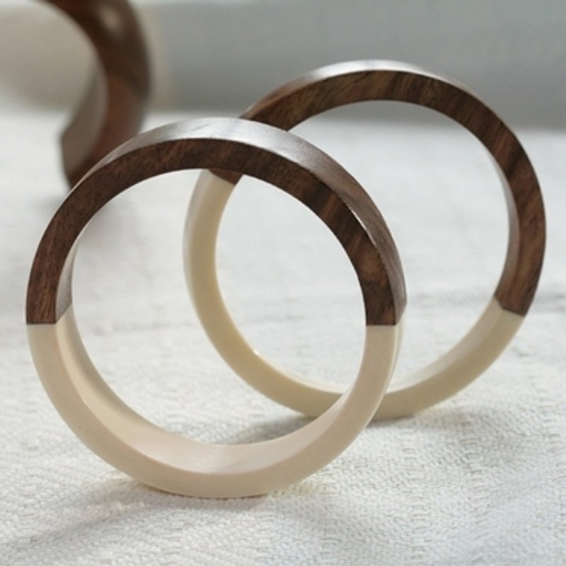 Naveena Wood Bangles 芒果木手環 - Bracelets - Other Materials Khaki