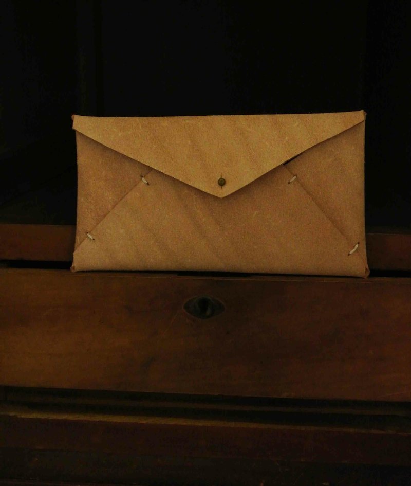 A coffee envelope to send a thousand words clutch bag mobile phone bag pencil case pencil case retro - อื่นๆ - หนังแท้ 