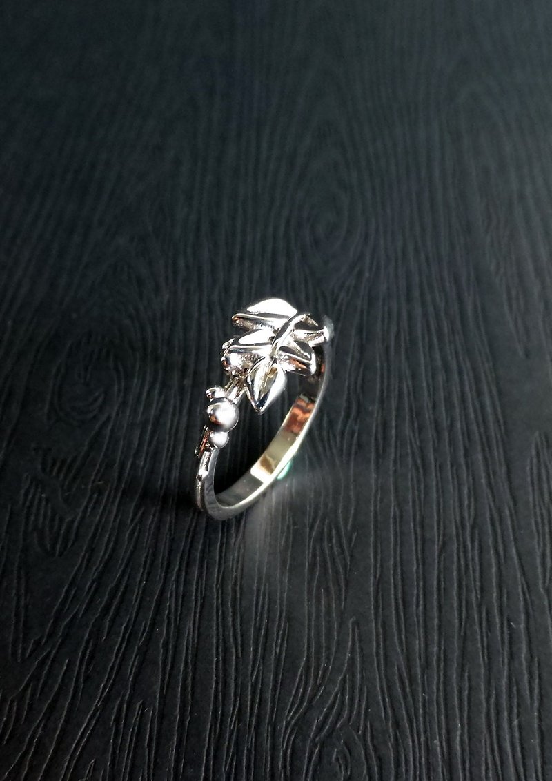 希望 - 蔓果系列 - 珠寶鍍金925純銀戒指 - 戒指 - 純銀 銀色