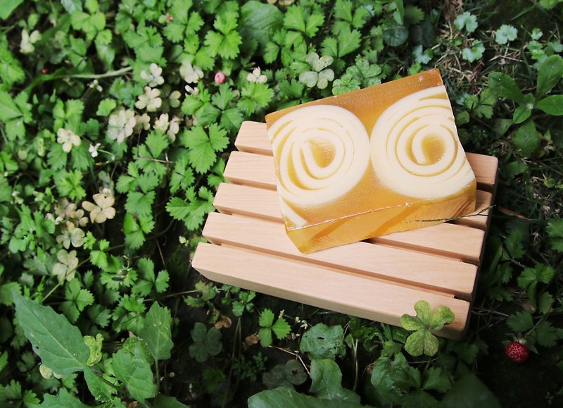 【Taiwanese Cypress】soap dish - Bathroom Supplies - Wood Gold