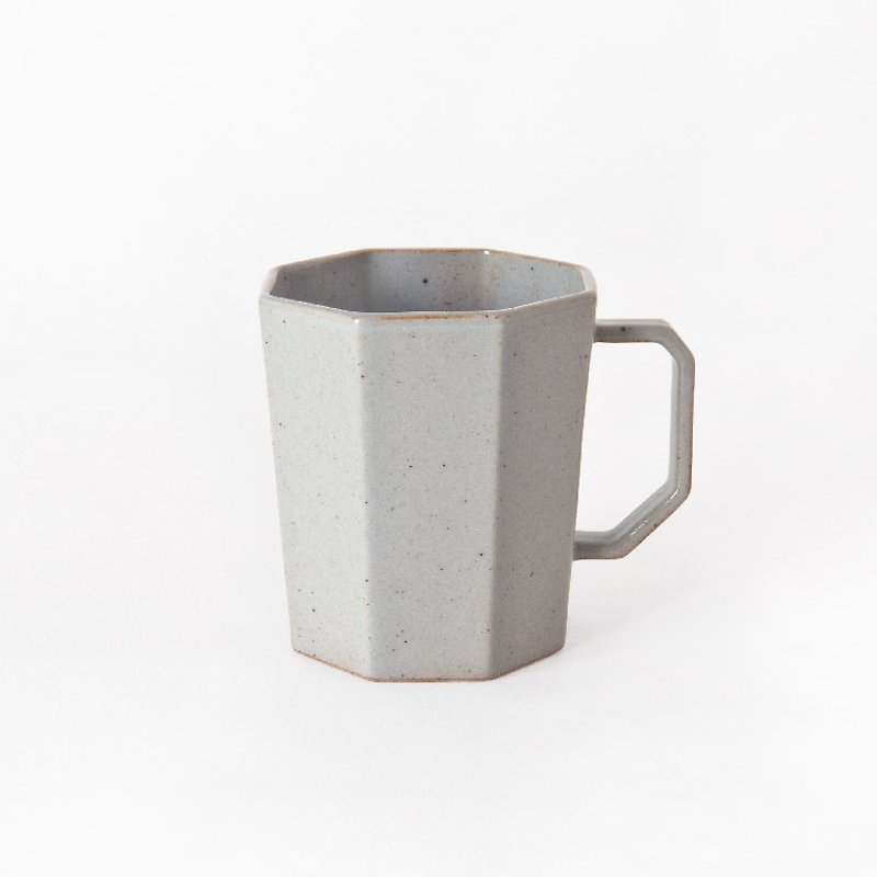 Everything is _ mug / gray - แก้วมัค/แก้วกาแฟ - ดินเผา สีเทา