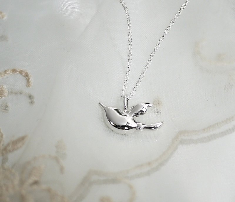 Flutter wing sterling silver handmade necklace clavicle chain - Necklaces - Sterling Silver Silver