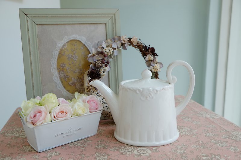 Retro teapot} {HighTea tea cream - London import, retro pure British descent - - ถ้วย - วัสดุอื่นๆ ขาว