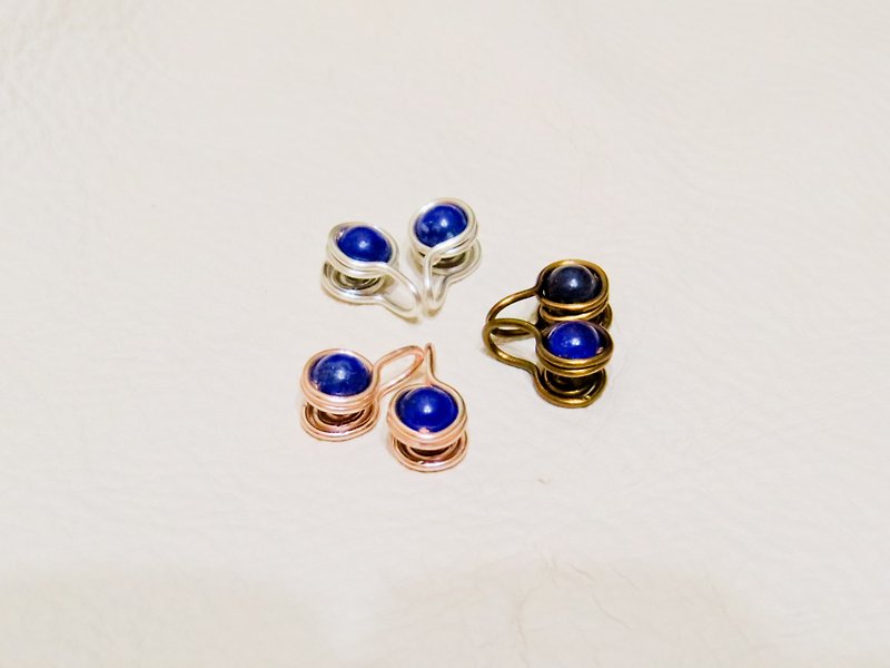 Ear clip(lapis lazuli).please choose 2 if you want to buy a pair - ต่างหู - เครื่องเพชรพลอย 