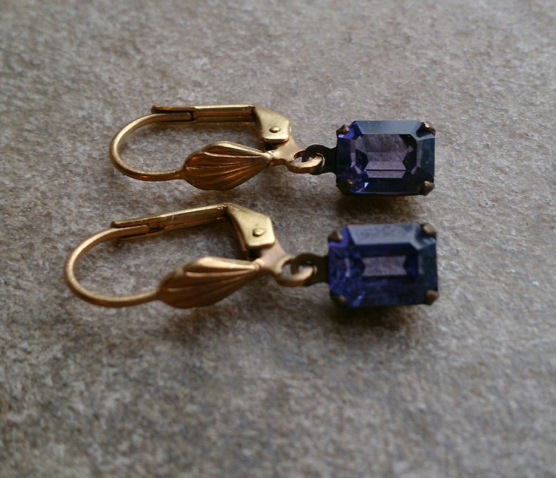 深紫古董swarovski水晶耳環  - Earrings & Clip-ons - Gemstone Purple