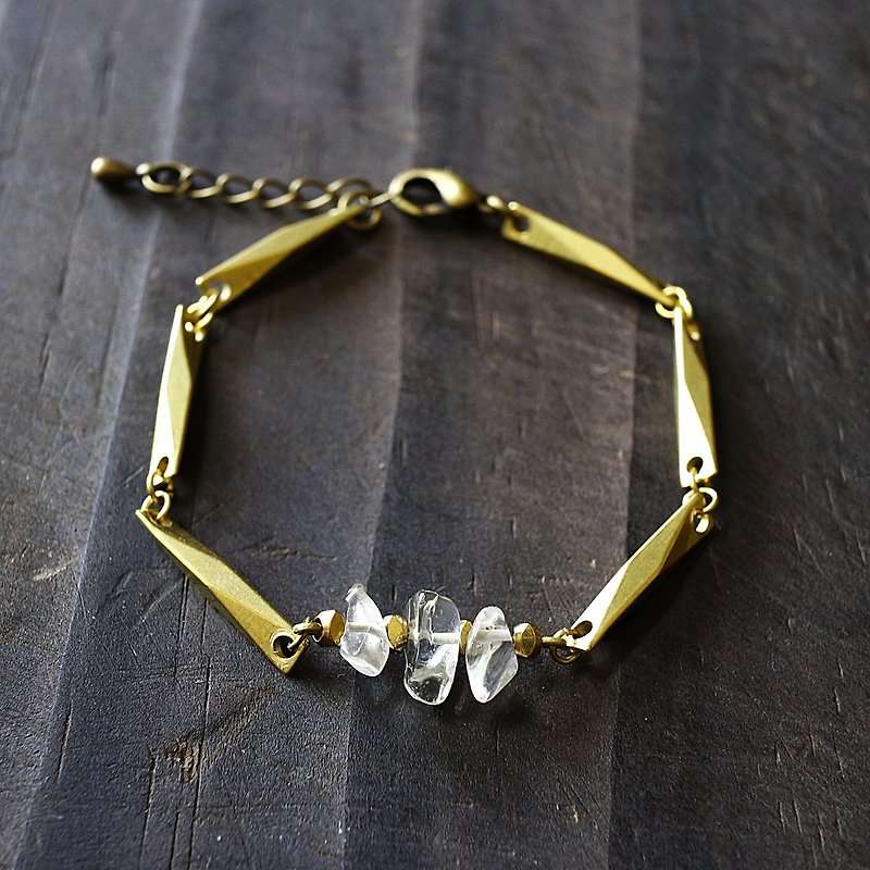 Muse natural wind series NO.162 white white crystal gravel section brass bracelet - Bracelets - Gemstone White