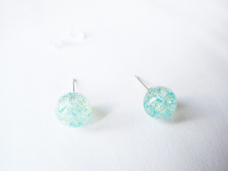 * Rosy Garden * Little glass beads with water inside glass ball earrings - Earrings & Clip-ons - Glass Green