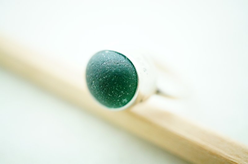【janvierMade】❤ 舶來精鑲(綠) 銀戒指 l 個性純銀戒指 l 匠心設計手作 - แหวนทั่วไป - เครื่องเพชรพลอย สีเขียว
