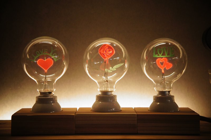 日本杉木(原木)陶瓷燈座 造型燈泡 花卉 情人節 開店送禮 