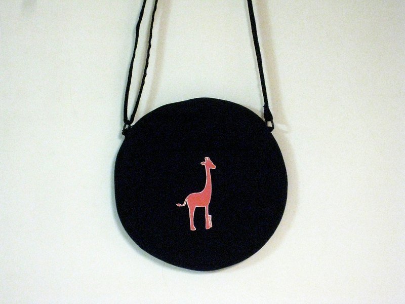 MaryWil-粉紅長頸鹿圓形側背包 - その他 - その他の素材 ブラック
