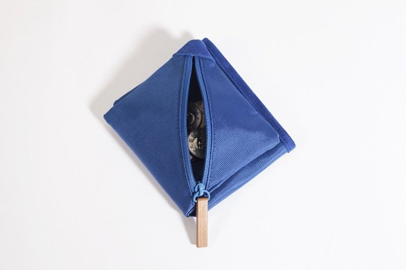FUUN Wallet (blue) - กระเป๋าใส่เหรียญ - หนังแท้ สีน้ำเงิน