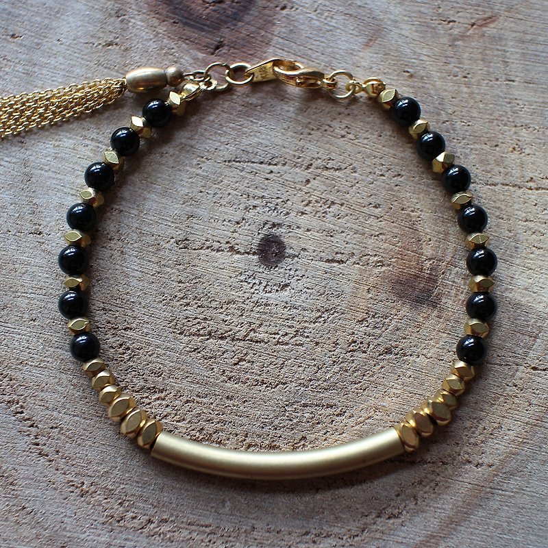 Muse natural wind series NO.86 black onyx bracelet brass elbow - Bracelets - Other Materials Black