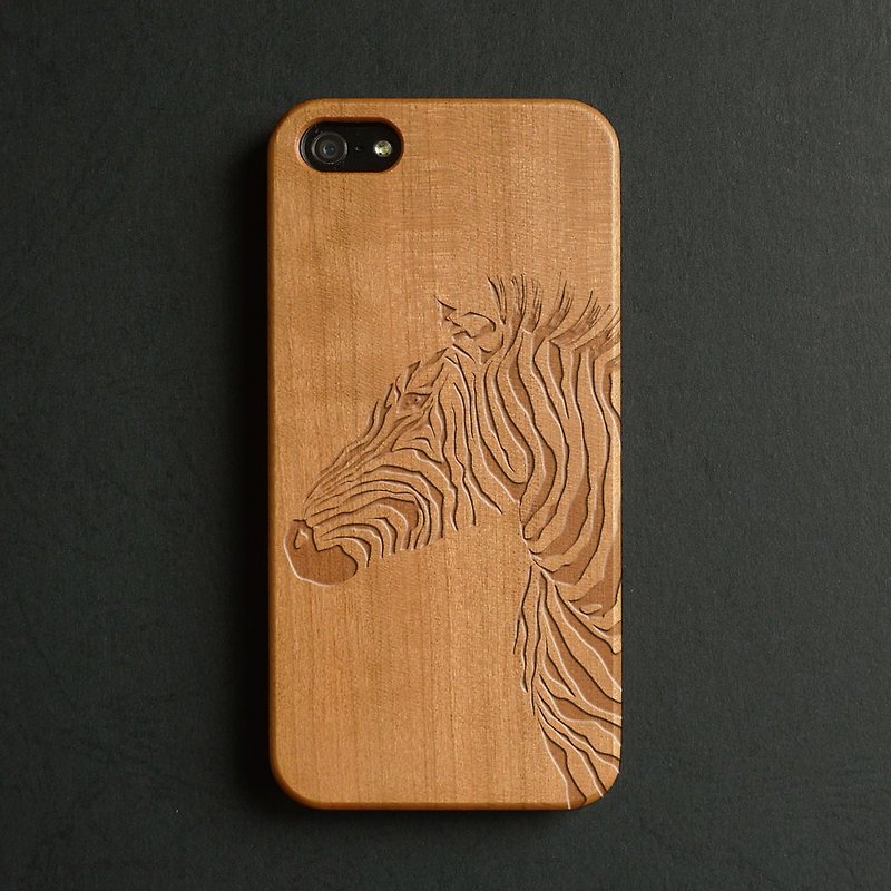 Real wood engraved iPhone 6 / 6 Plus case zebra S025 - เคส/ซองมือถือ - ไม้ สีนำ้ตาล