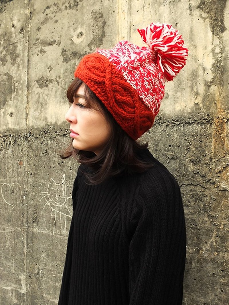 純羊毛手編毛帽Hand-made in Nepal（立體圖紋-紅） - 帽子 - 其他材質 紅色