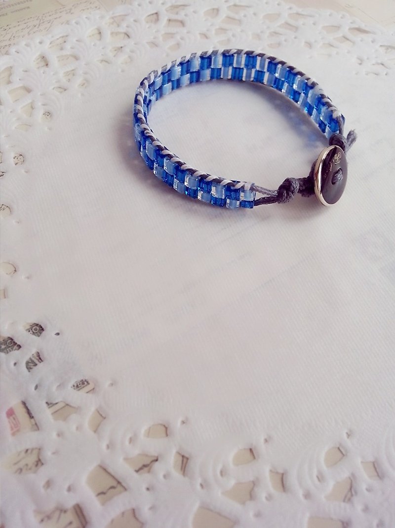 正方體 藍色透明及藍色 相隔 日本玻璃珠 編織手繩 - 手鍊/手鐲 - 玻璃 
