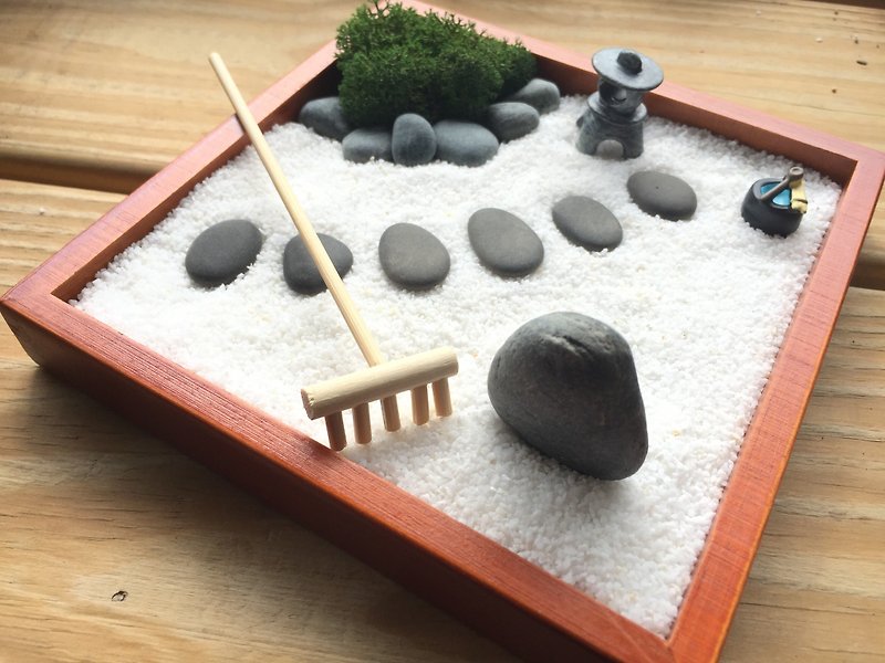 Purely natural Japanese Zen garden wooden box sand table dry landscape Stone lantern holiday gift gift zen - ของวางตกแต่ง - ไม้ ขาว