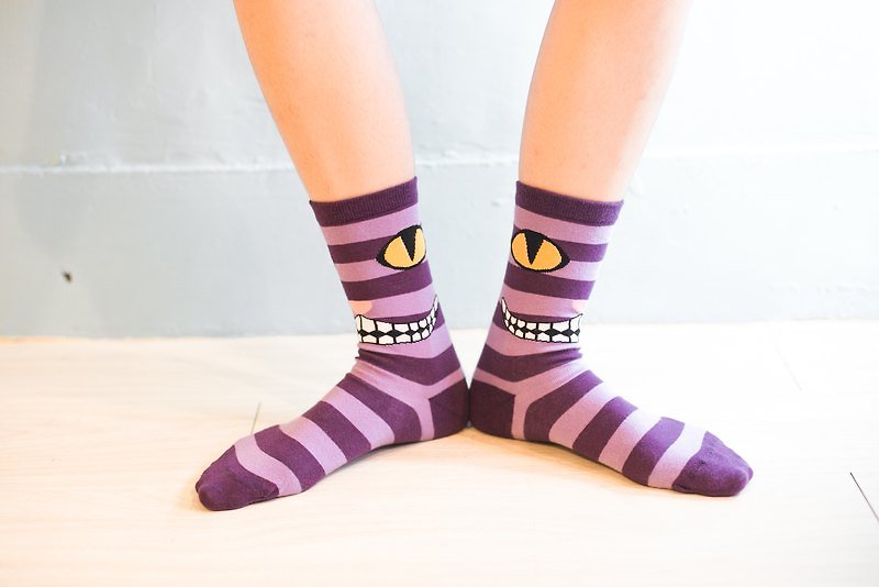 Cheshire Cat Socks_Alice In Wondeland, unisex/quirky/happy socks - ถุงเท้า - วัสดุอื่นๆ สีม่วง