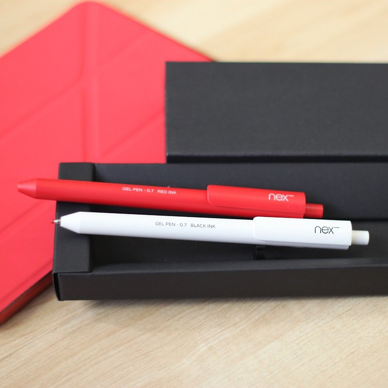 プラスチック その他のペン レッド - PREMEC｜スイスペン 赤白ペアペンセット ギフト包装