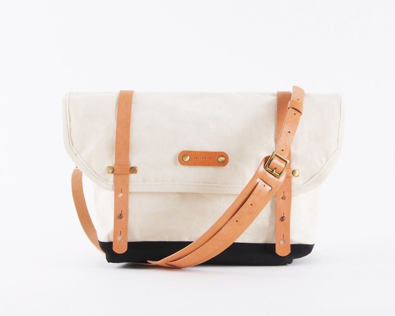 Toy bag : messenger bag with leather strap from TATHATA - Messenger Bags & Sling Bags - Other Materials White