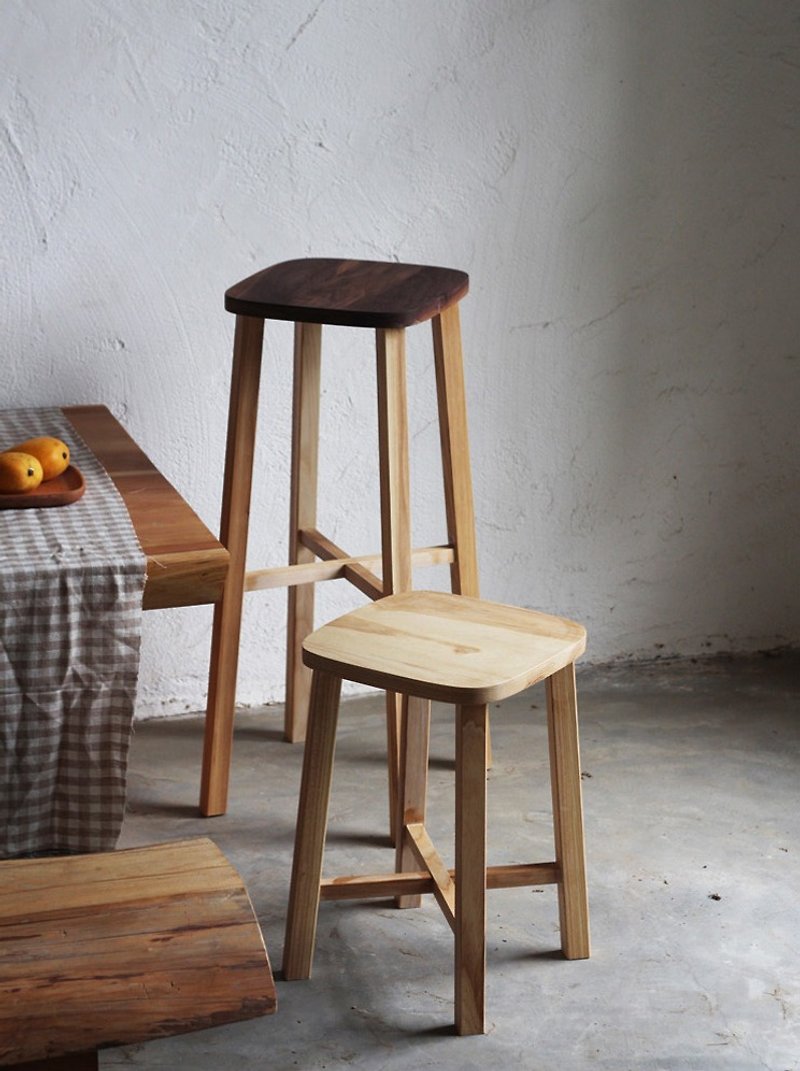 Moment of wood are - Xi Kobo - design furniture highchair - American Ash wood bar stools (black wood wax non paint color) - Other Furniture - Wood Black