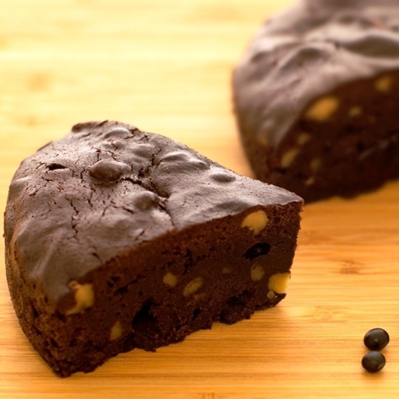 | 零 麵 粉、無 麩 質 | 黑豆桂圓布朗尼 (6吋) - 蛋糕/甜點 - 新鮮食材 咖啡色