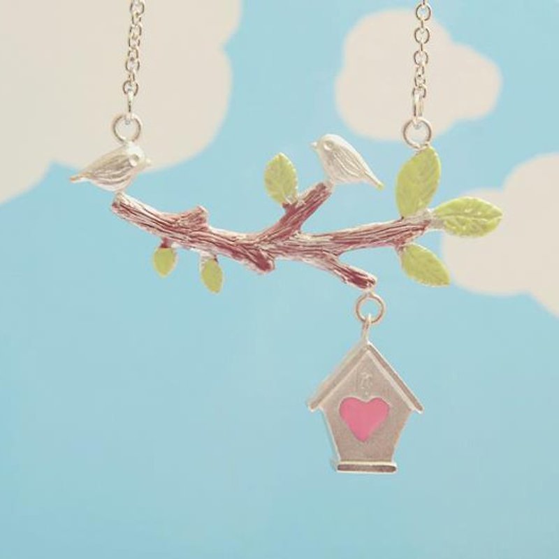 Birdhouse on a tree and two little birds Necklace (double sided pendant), Birdhouse pendant, Little Birds pendant (* Gold plated - Sold Out) - สร้อยคอ - โลหะ 