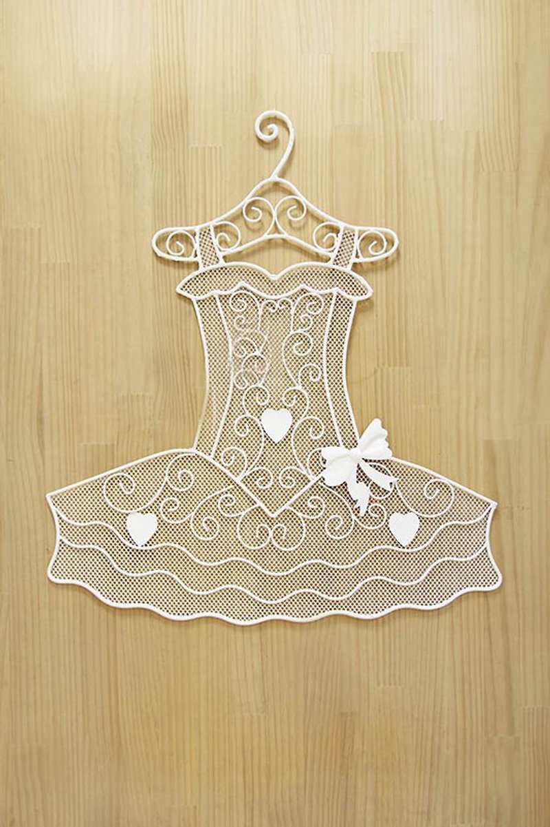 Ballerina Dress Wall-Mounted Decorative - Earring Hanger - ตกแต่งผนัง - โลหะ ขาว