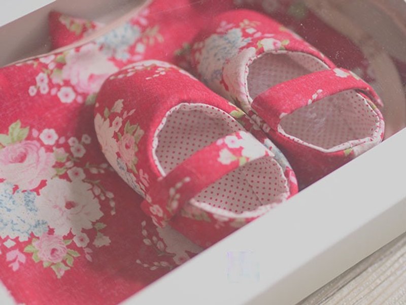 Three-piece set of joyful moon gift box - Baby Gift Sets - Paper Red