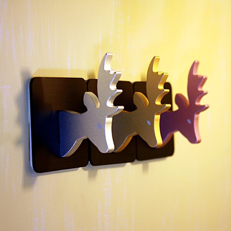 【Desk+1】麋鹿掛勾 -三入組 - 牆貼/牆身裝飾 - 其他金屬 多色