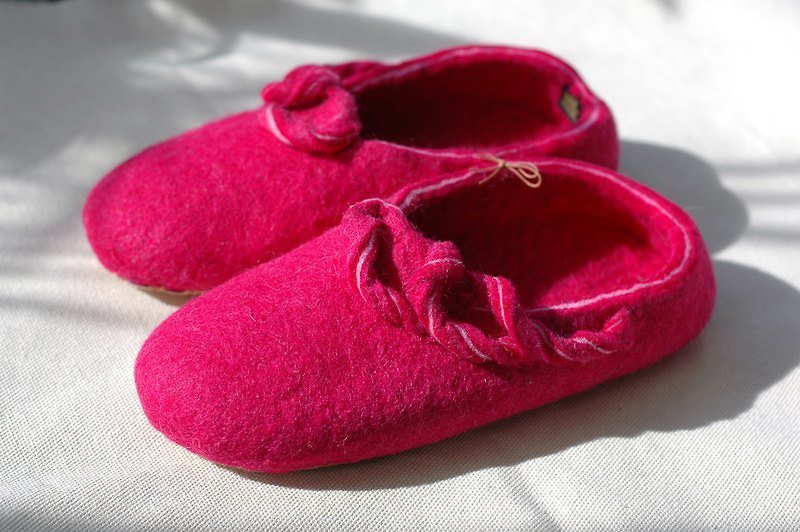 Wool felt indoor shoes Curls - Indoor Slippers - Wool Brown
