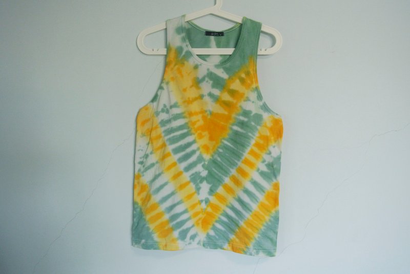 Yan Yan hand-dyed - Yen Yen rendering dress digging been vest. Cotton. Hippie. - Women's Vests - Cotton & Hemp Multicolor