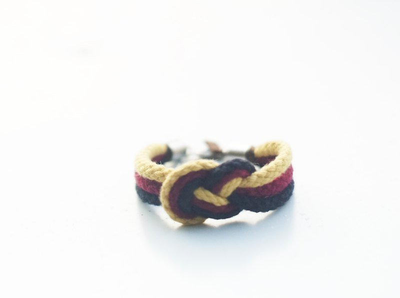 Sailor's Knot Bracelet - Germary Edition by Captain Ryan - สร้อยข้อมือ - ผ้าฝ้าย/ผ้าลินิน หลากหลายสี