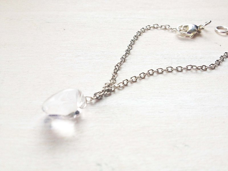 karbitrary﹉ small white crystal stone bracelet - สร้อยข้อมือ - วัสดุอื่นๆ ขาว