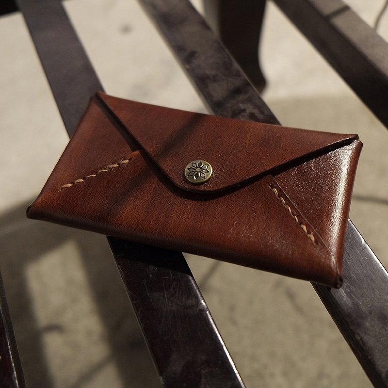 Lovey革小物 / 皮革小物紙膠帶卡片收據收納整理包 - 焦栗 - Card Holders & Cases - Genuine Leather Brown