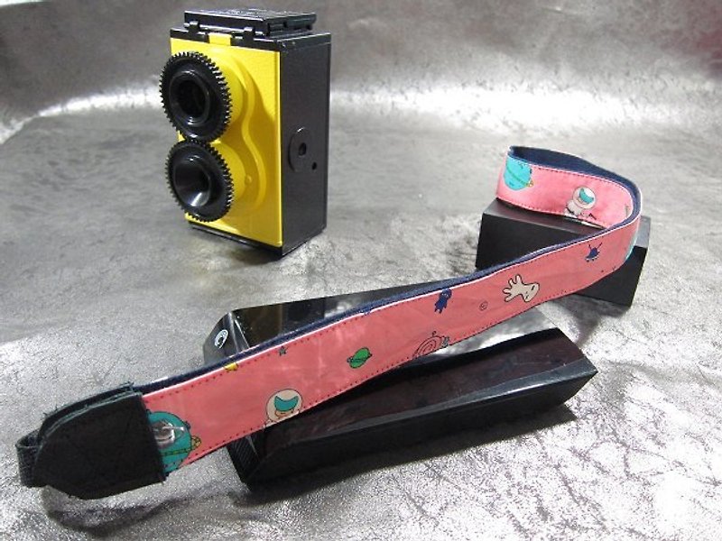 " alien infestation " diastolic pressure strap camera strap Ukulele Camera Strap - Camera Straps & Stands - Other Materials 