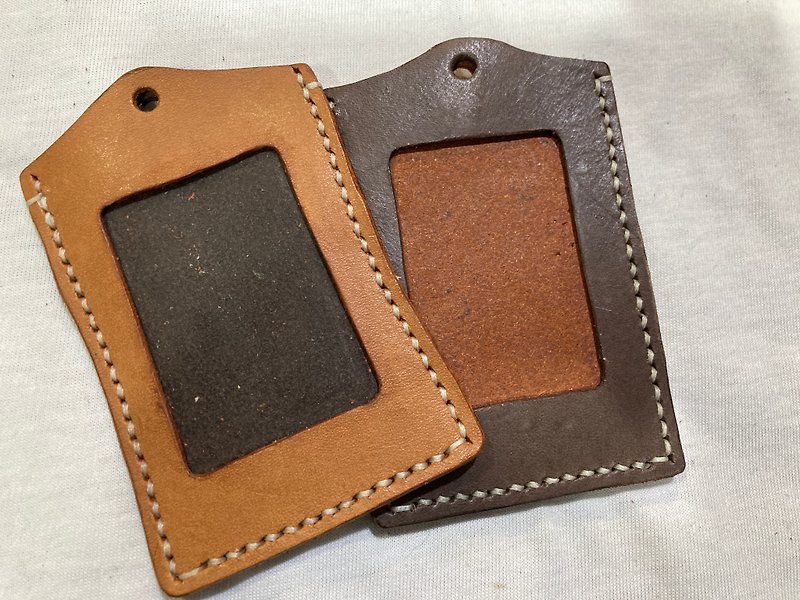 Nature Works||Nature leather card holder - ID & Badge Holders - Genuine Leather Khaki