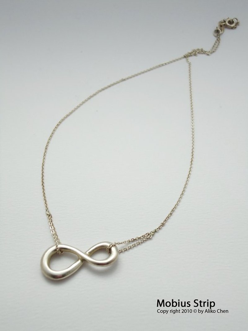【Infinity】無限愛戀純銀項鍊 設計師品牌經典商品 - Necklaces - Other Metals Gray