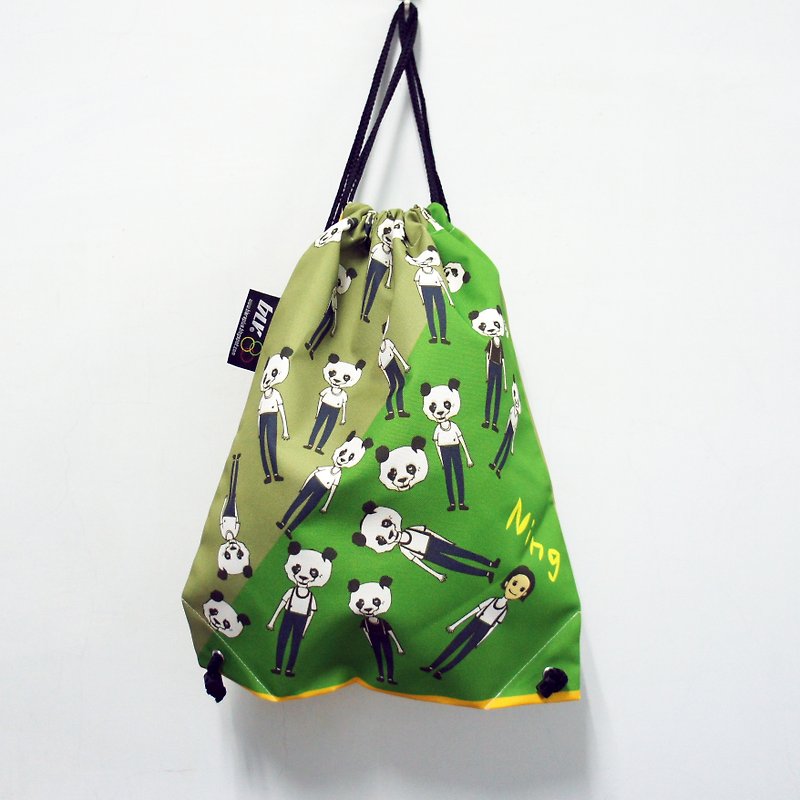 BLR ハンドメイドプリント巾着タイプリュック - กระเป๋าหูรูด - วัสดุอื่นๆ สีเขียว