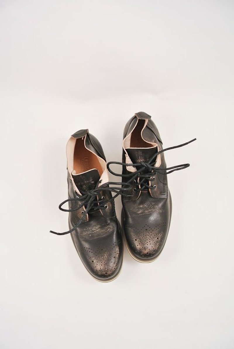 男朋友可以穿這麼帥嗎?帥帥可口奶茲Boots - Men's Casual Shoes - Genuine Leather Black