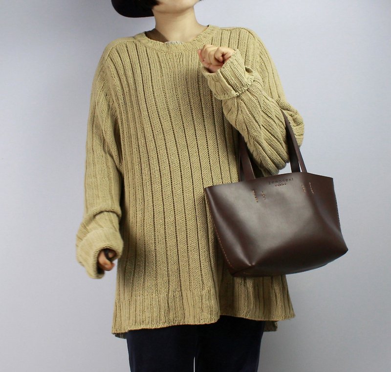 Zemoneni leather tote bag Brown color in S size - กระเป๋าถือ - หนังแท้ สีนำ้ตาล